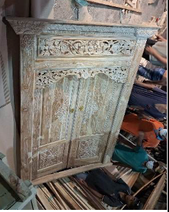 PORT ANTIQUE DEVIDER