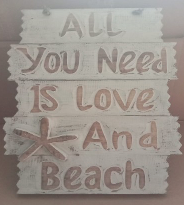 WOODEN DECO